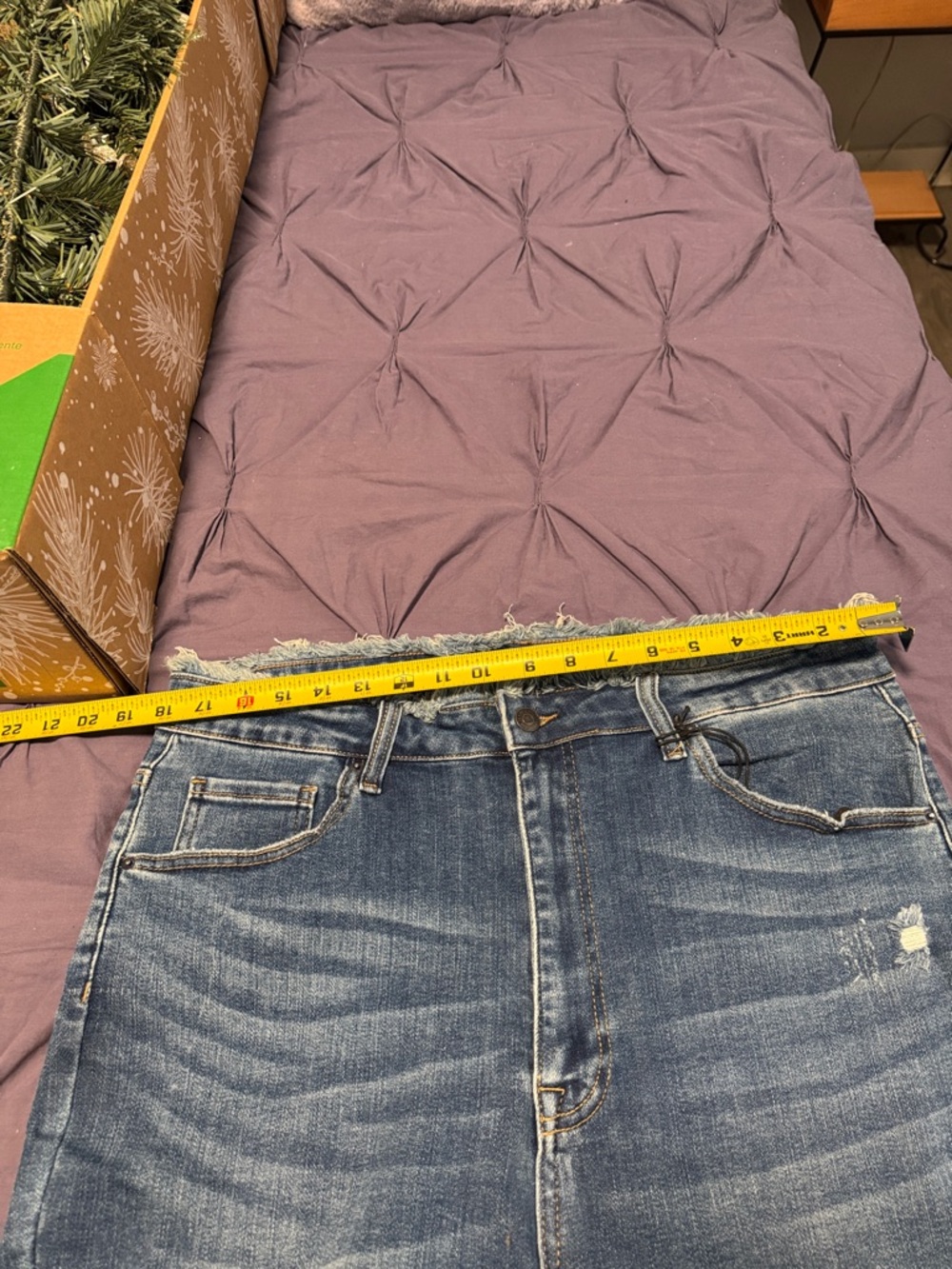 Classic Frayed Hem Blue Women's Jeans - Picture 5 of 6